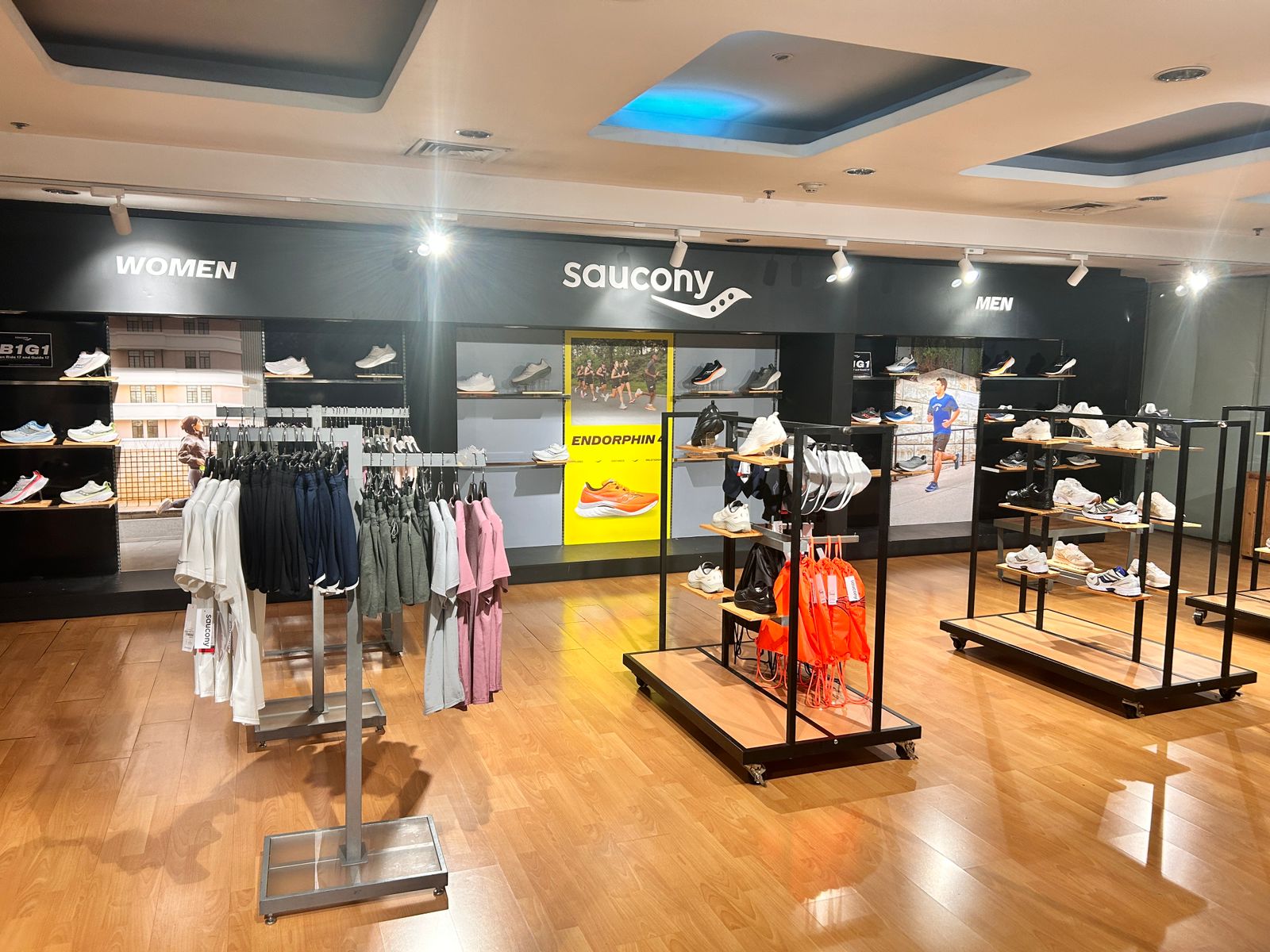 saucony store near me